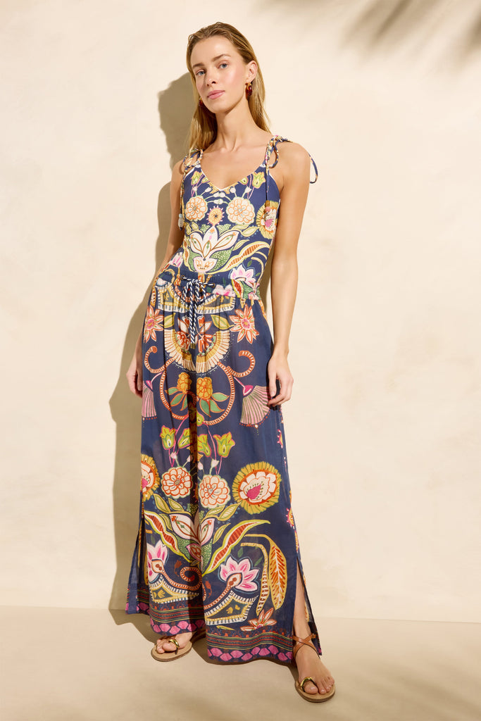 Ariel Pant in Neptune