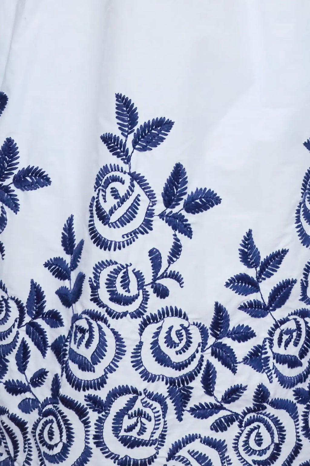 Close up of the Whisper Pant in White Rose Fence. 