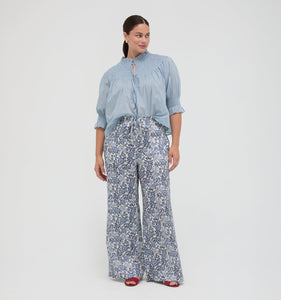 The Zinnia Top in Dusty Blue