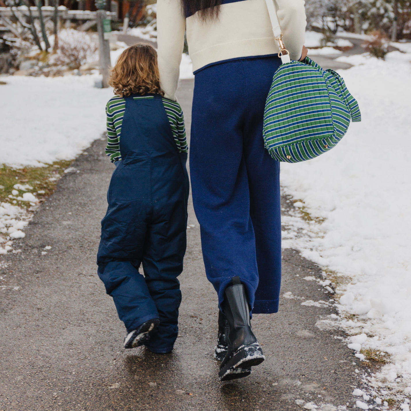 Women’s Navy Wide Leg Knit Pant