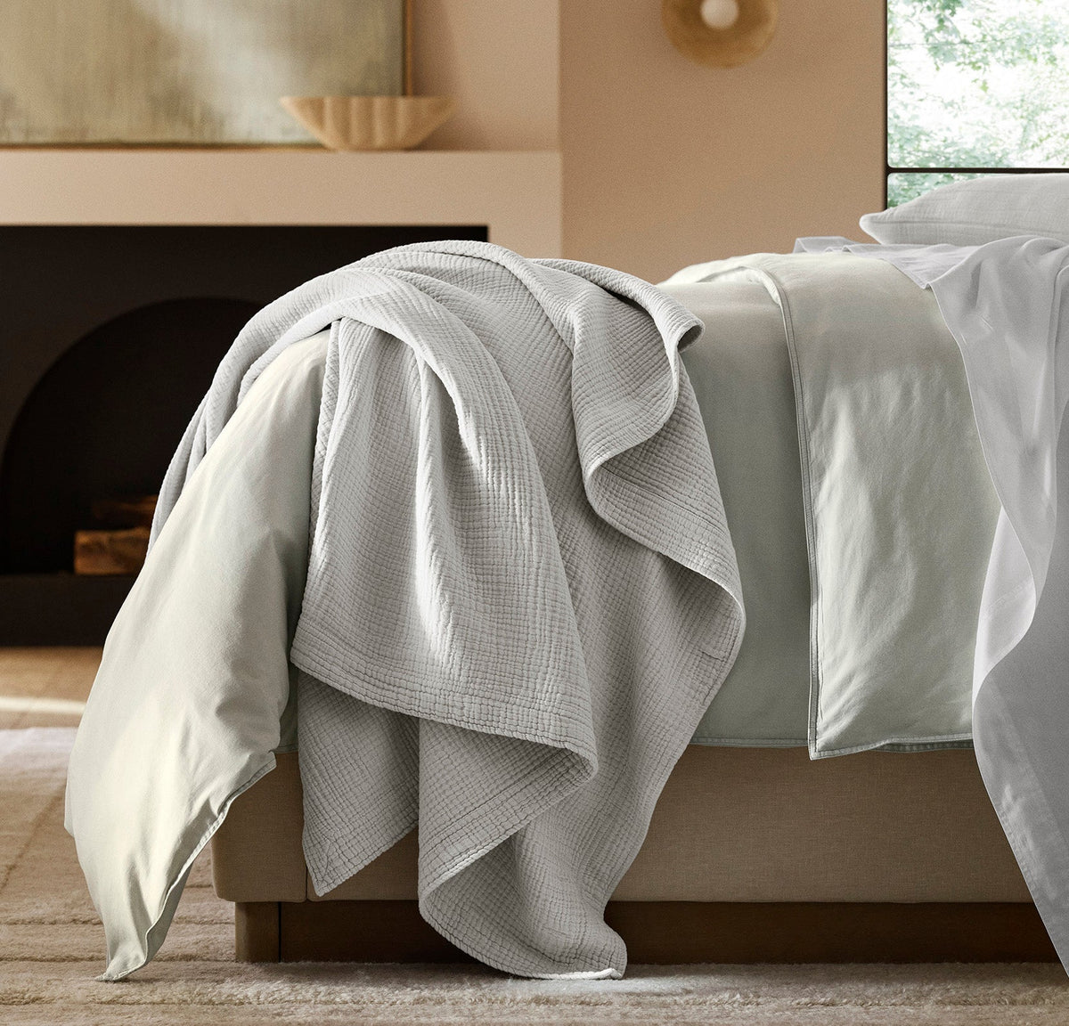 Dream Throw Blanket in Mist