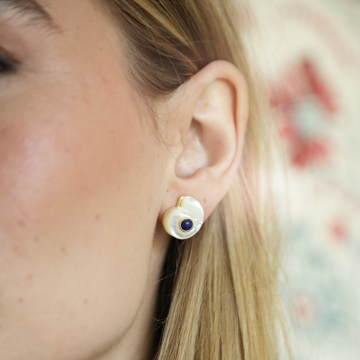 Monomoy Shell Stud in Lapis