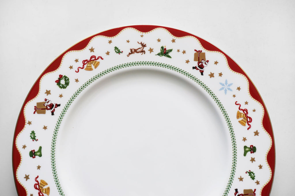 Prouna My Noel Dinner Plate Detail Photo