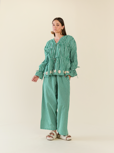 Isle Top in Meadow Gingham