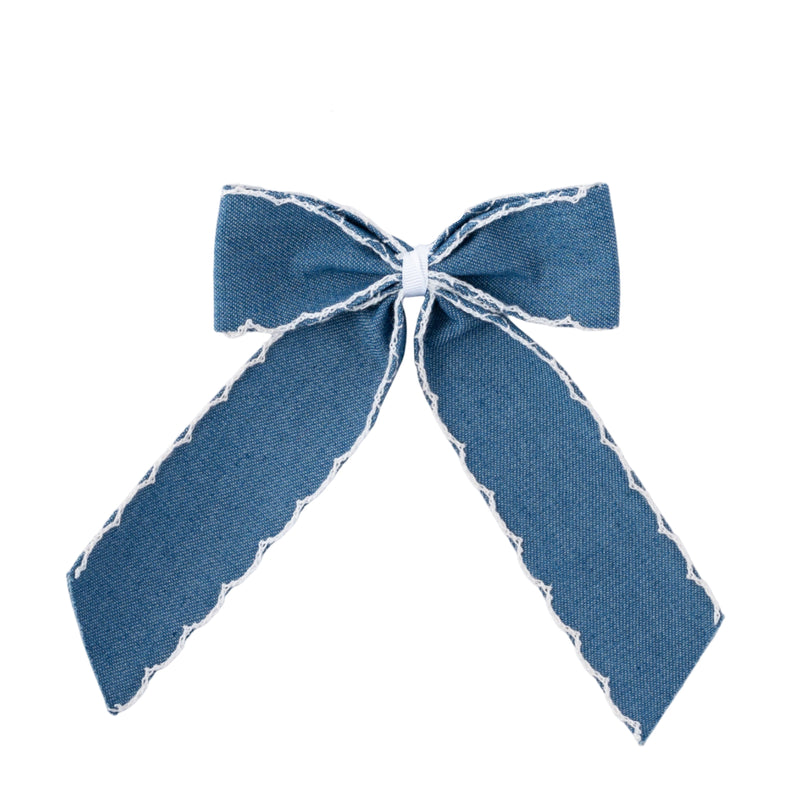 Denim Napkin Bow in Denim with White Scalloped Edge