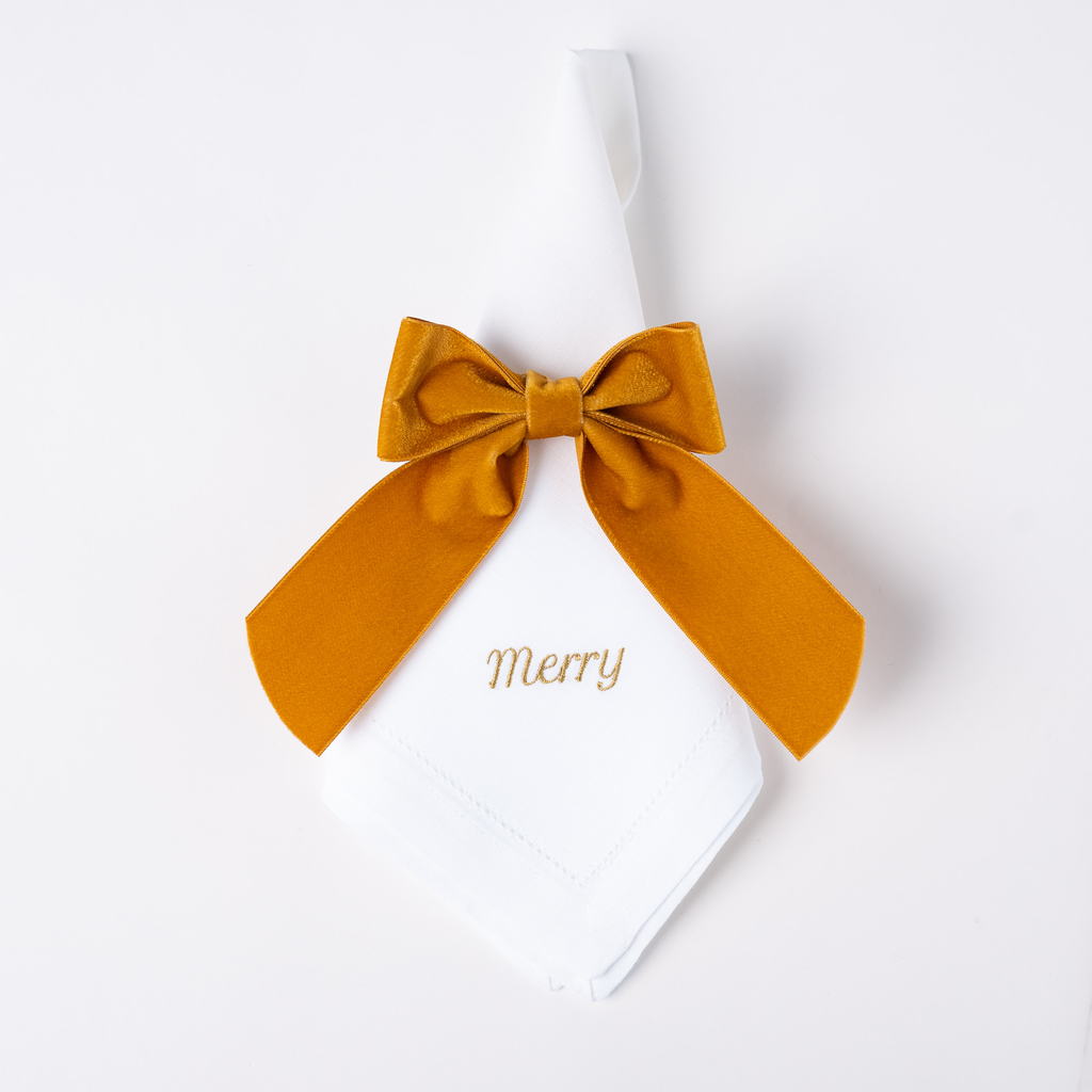 Merry Linen Dinner Napkins in Gold