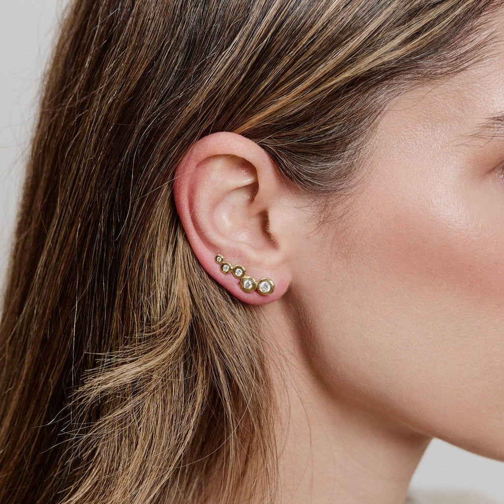 Nesting Gem Ear Crawler