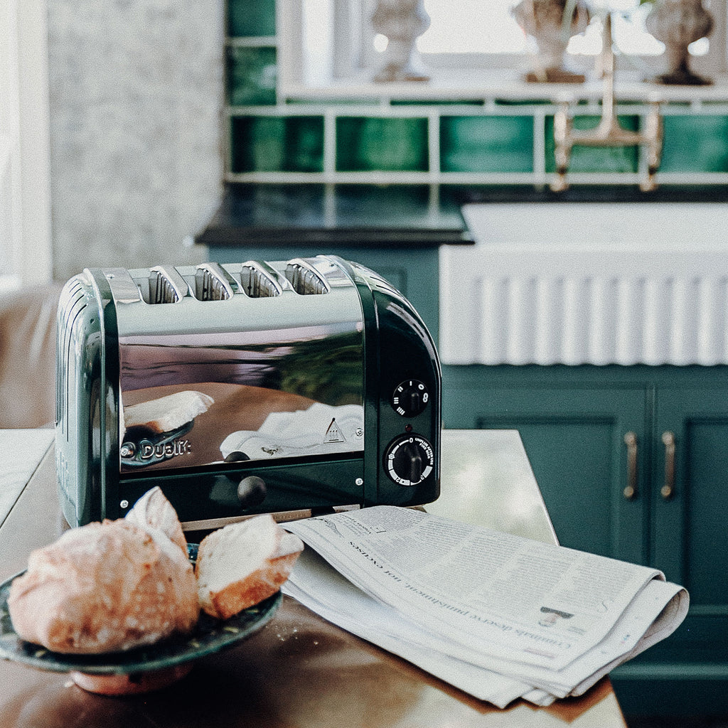 4 Slot Classic Toaster in Evergreen
