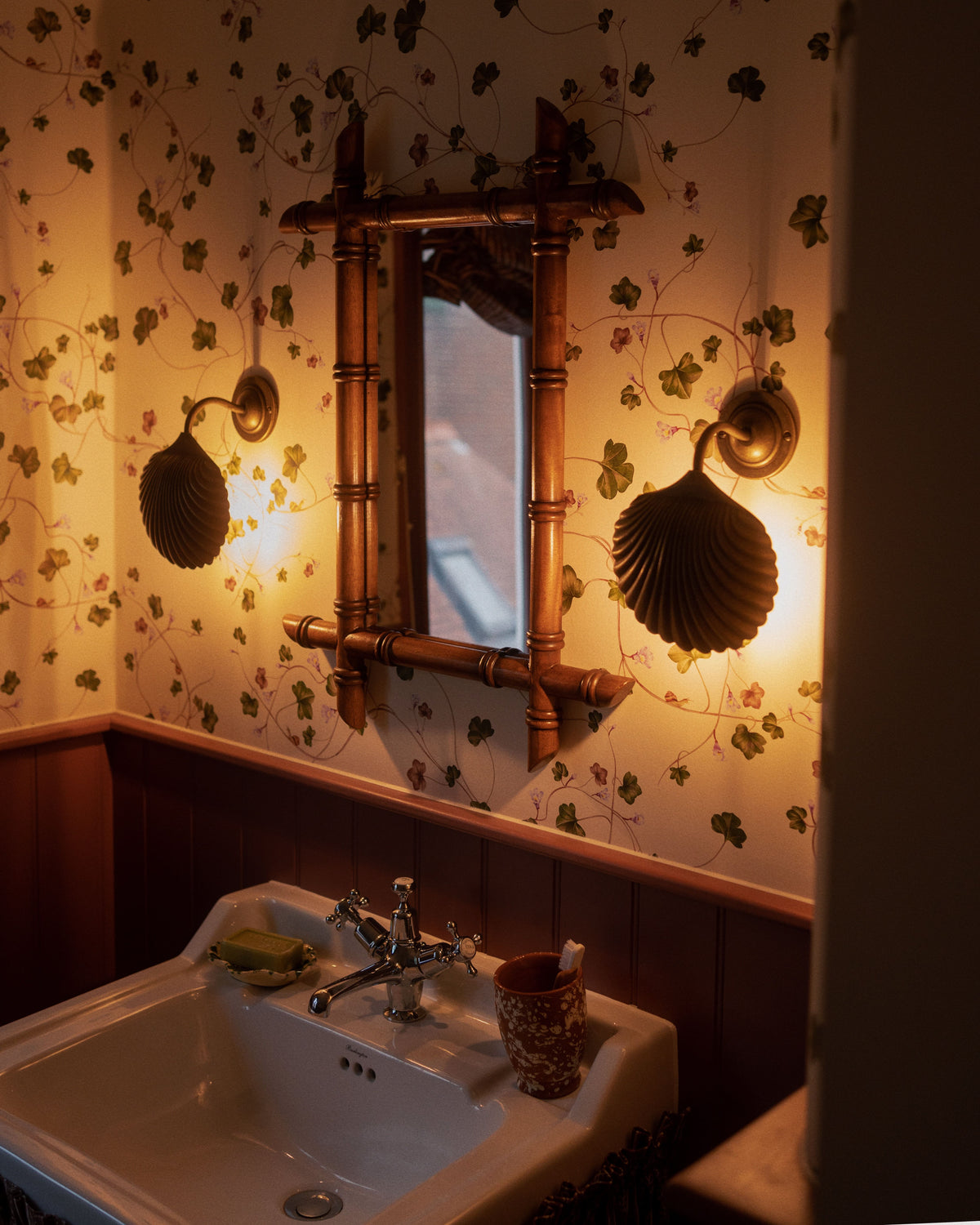 Barber Mirror