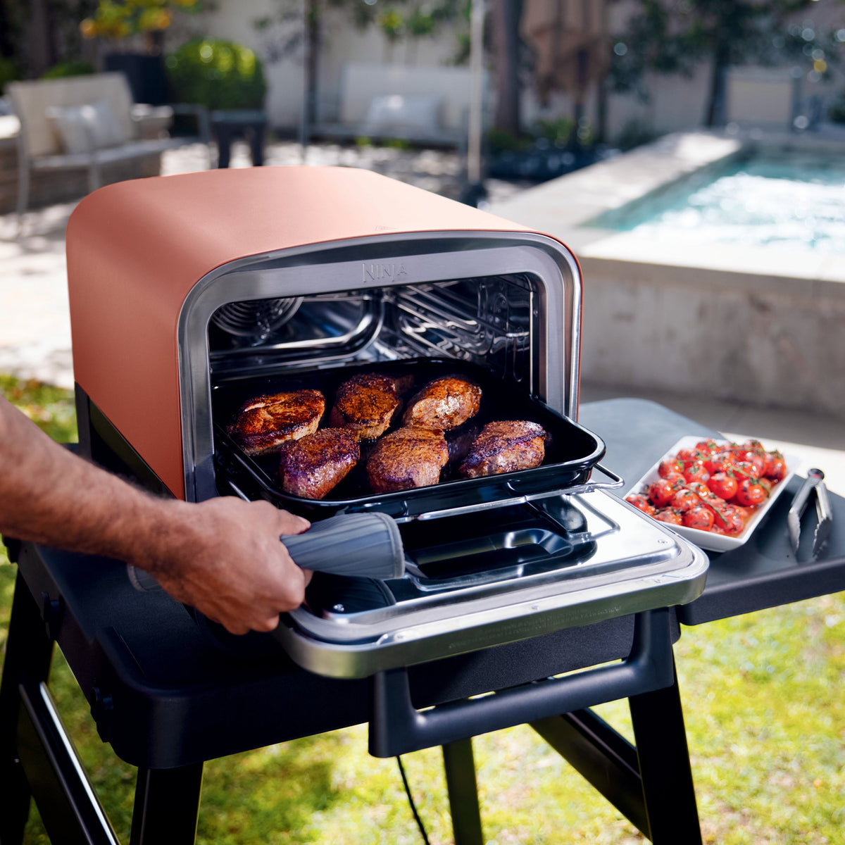 Woodfire 8-in-1 Outdoor Pizza Oven in Red