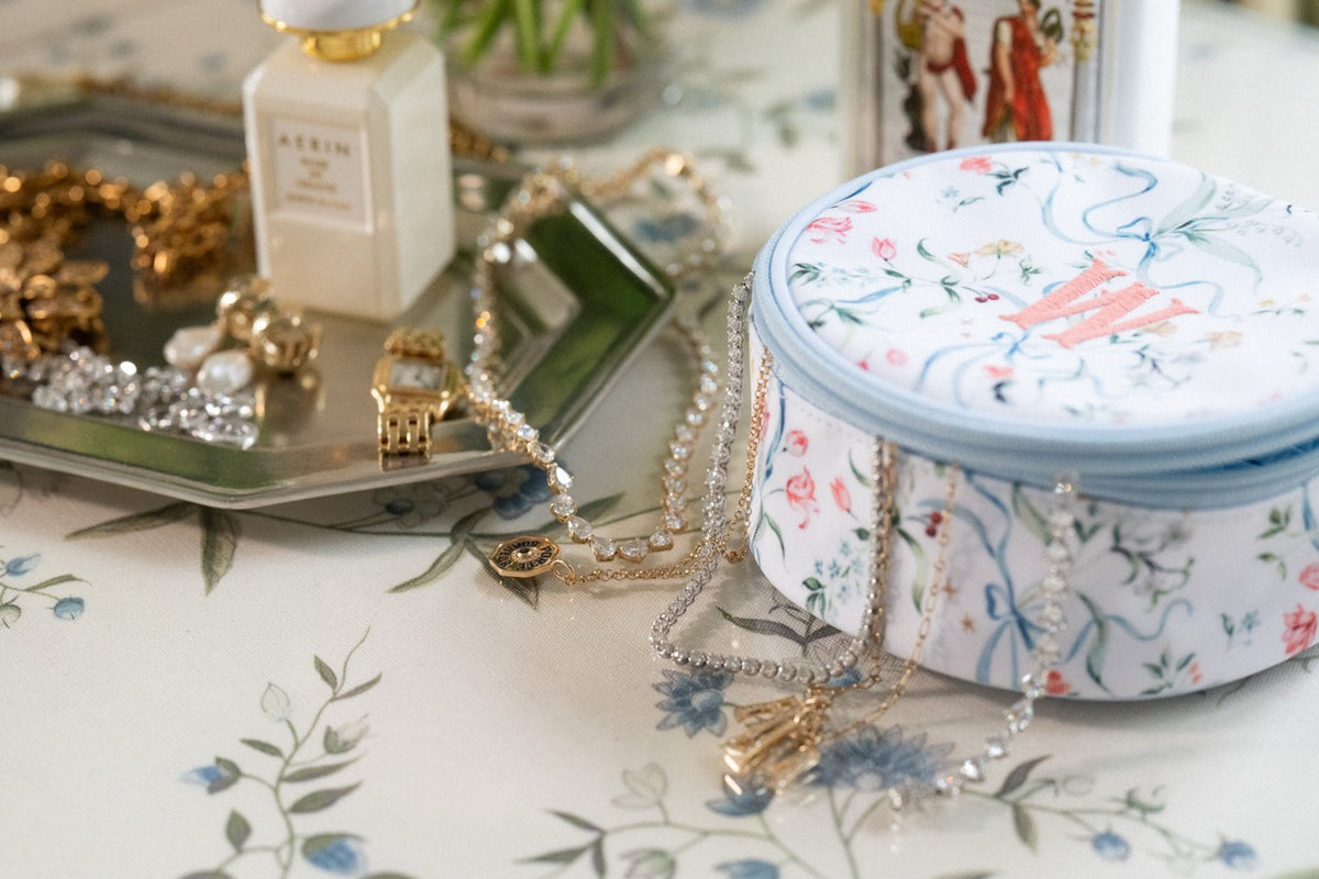 Jewelry Case in Lily of the Valley Ribbon Bouquet