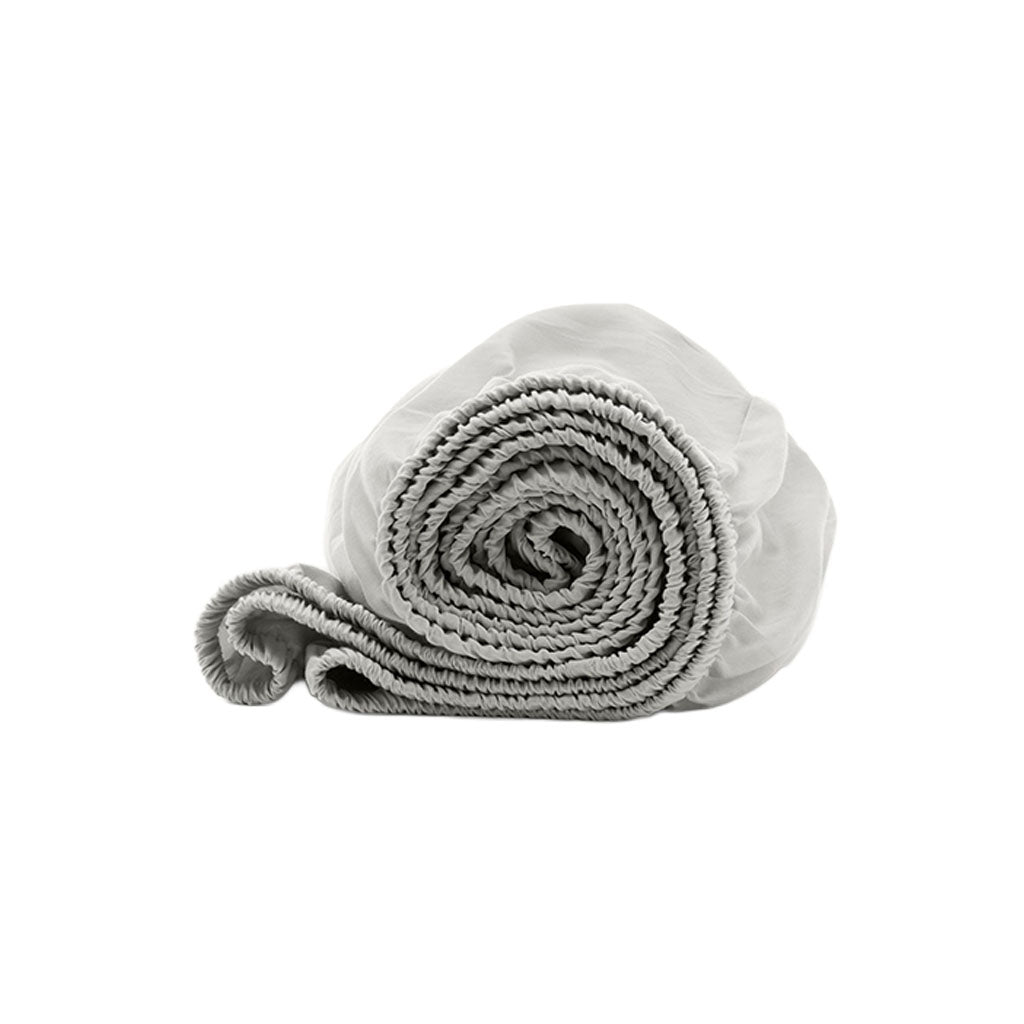 Signature Hemmed Fitted Crib Sheet in Mist