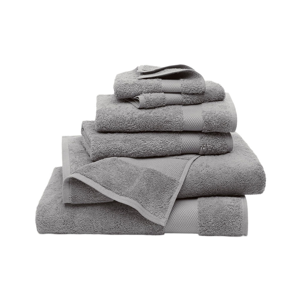 Plush Bath Towel Set in Stone
