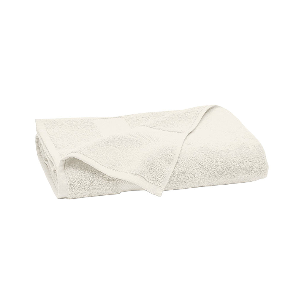 Plush Bath Towel in Cream