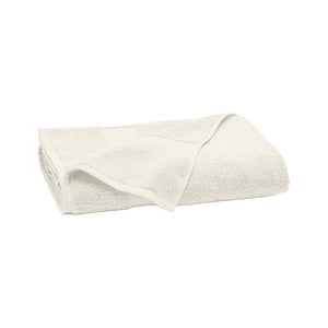 Plush Bath Towel in Cream