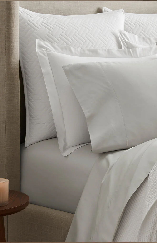 Signature Hemmed Sheet Set in Mist