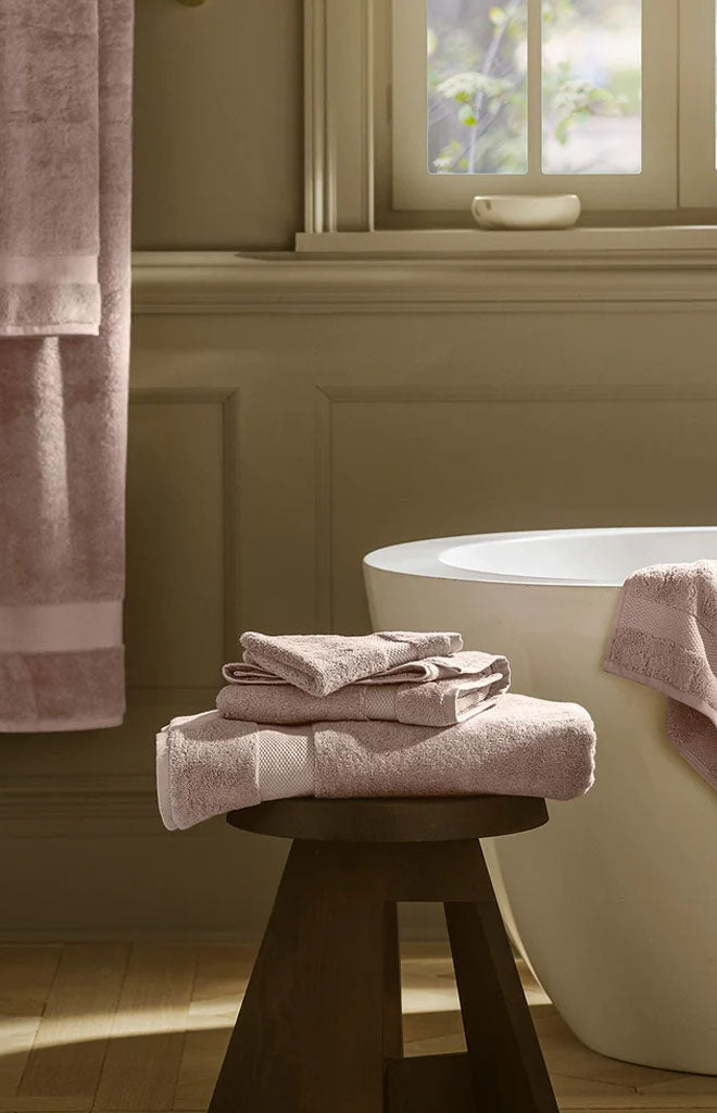 Plush Bath Towel Set in Dusty Rose