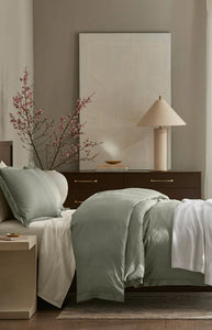 Signature Hemmed Duvet Set in Sageleaf