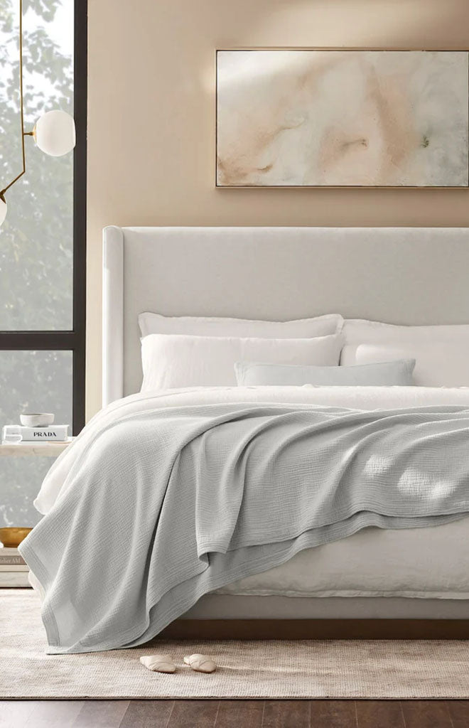 Dream Bed Blanket in Mist