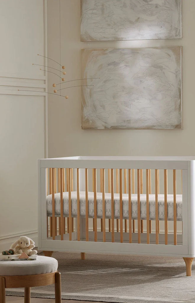 Signature Hemmed Fitted Crib Sheet in Cottontail