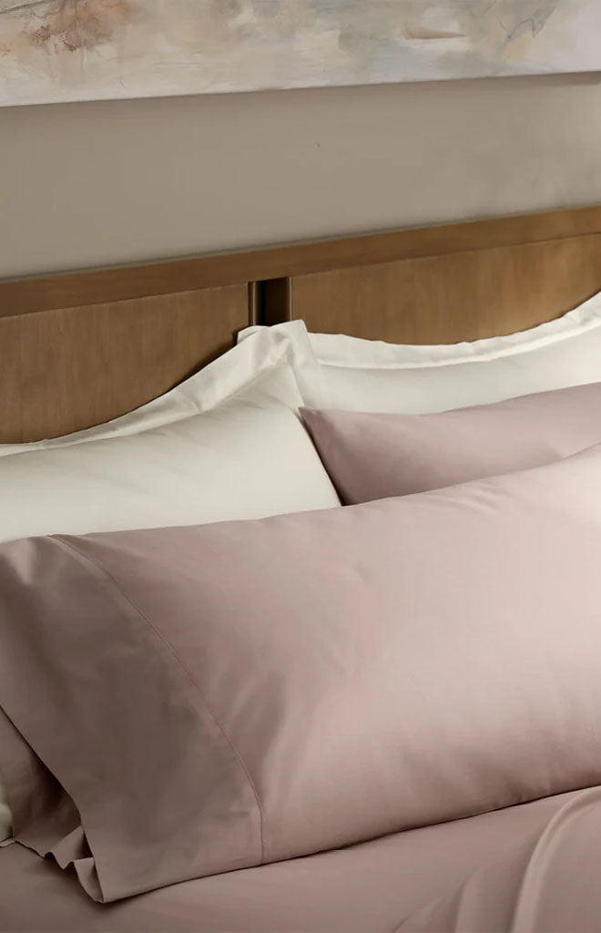 Signature Hemmed Pillowcase Set in Dusty Rose
