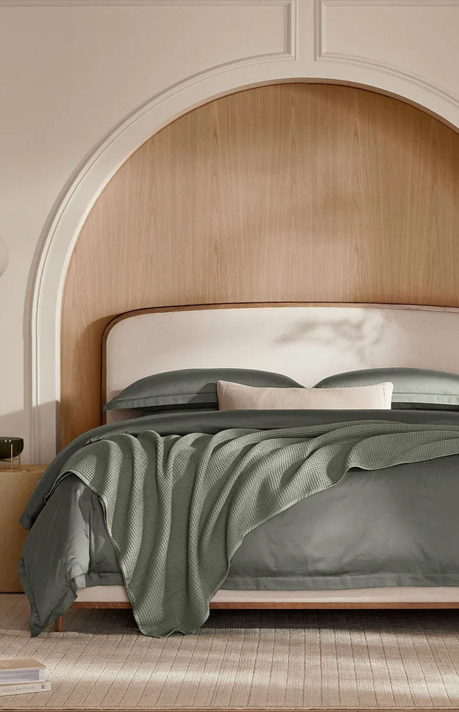 Percale Hemmed Duvet Set in Juniper