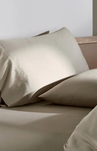 Signature Hemmed Pillowcase Set in Oak