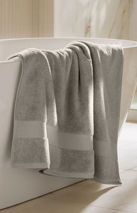 Plush Bath Sheet in Pewter