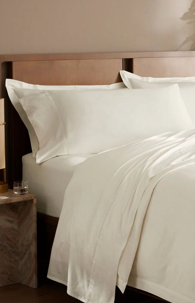 Percale Hemmed Sheet Set in Cream