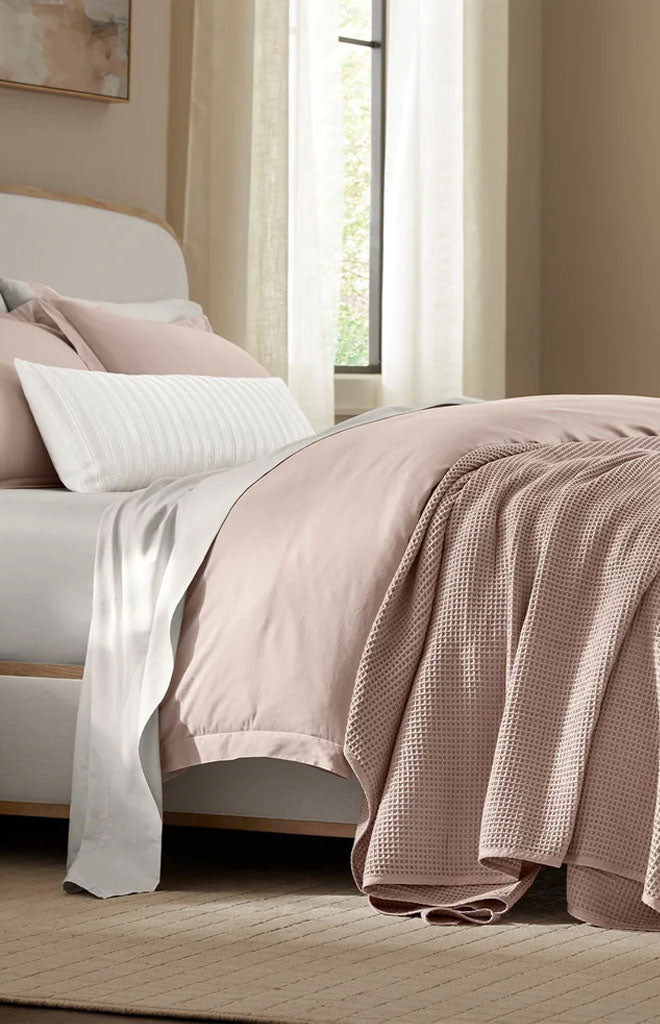 Waffle Bed Blanket in Dusty Rose