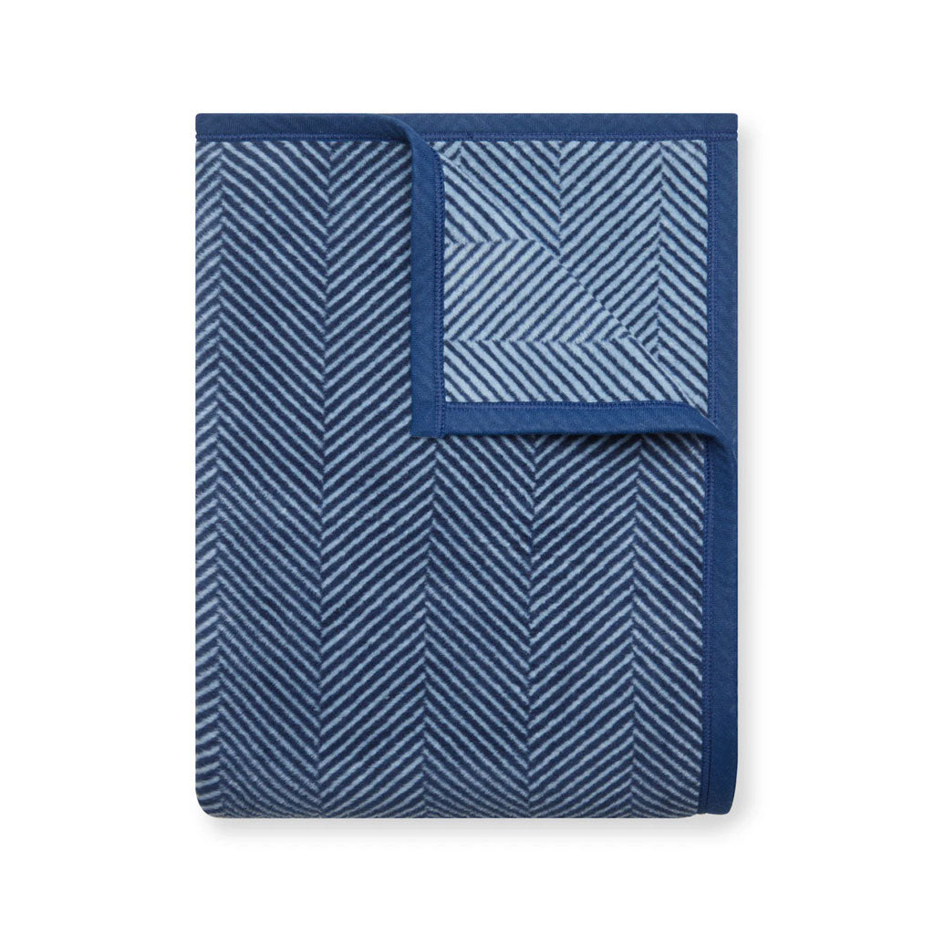Midi Harborview Herringbone Navy Blanket