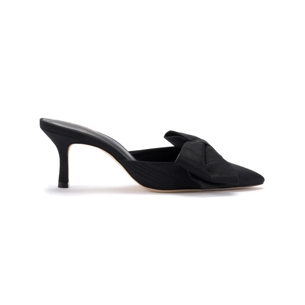 Mini Elle Pump In Black Fabric