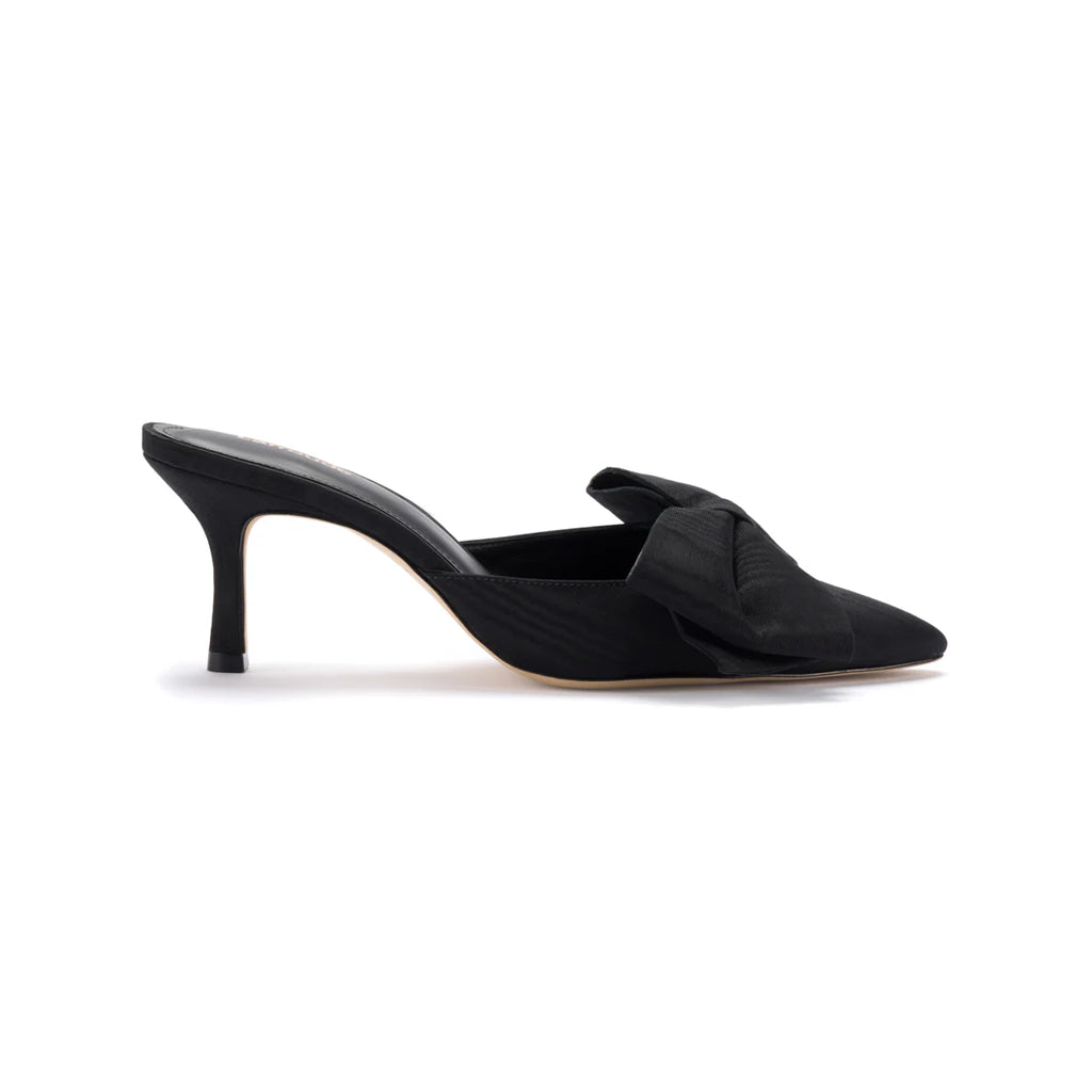 Mini Elle Pump In Black Fabric