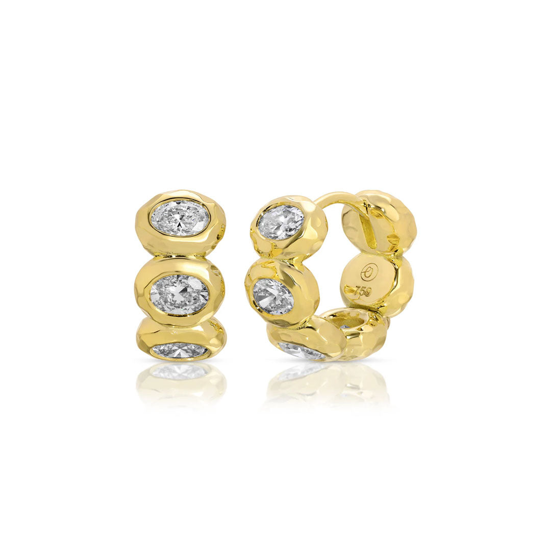 Oval Nesting Gem Huggy Hoops
