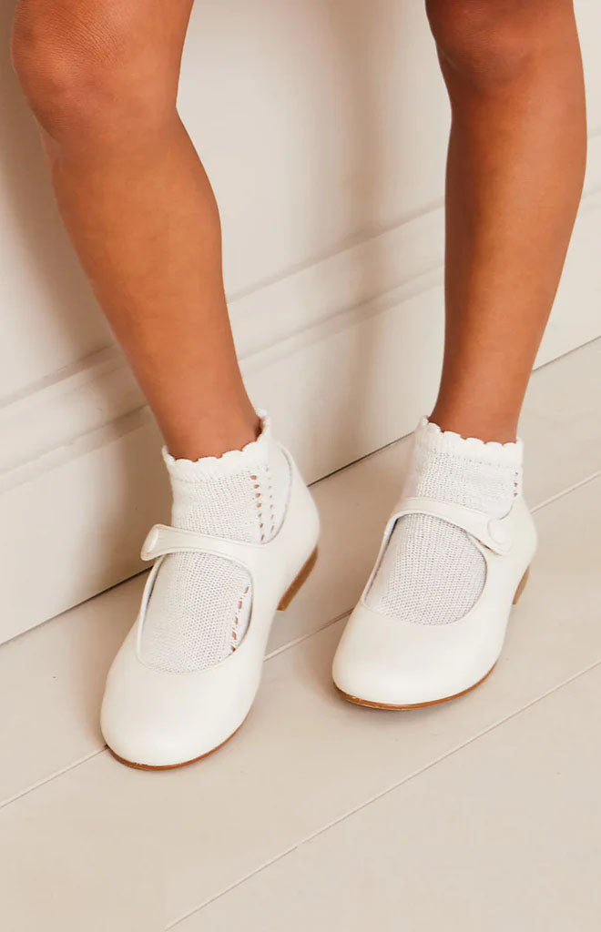 Girls Leather Mary Jane Shoes in Ivory