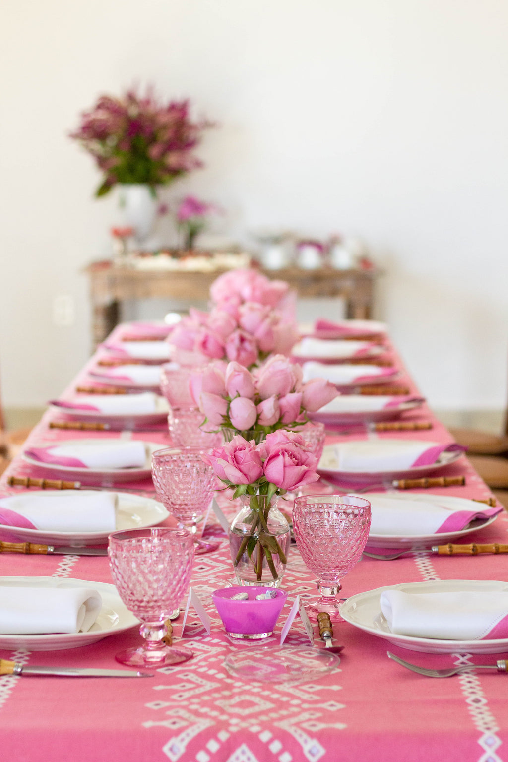 Ojete Rectangular Tablecloth in Bougainvillea