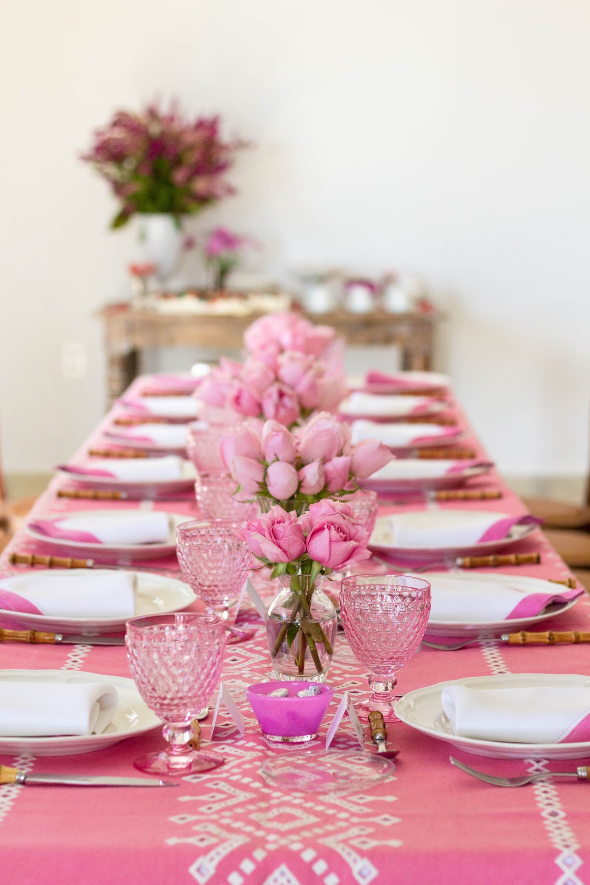 Ojete Rectangular Tablecloth in Bougainvillea