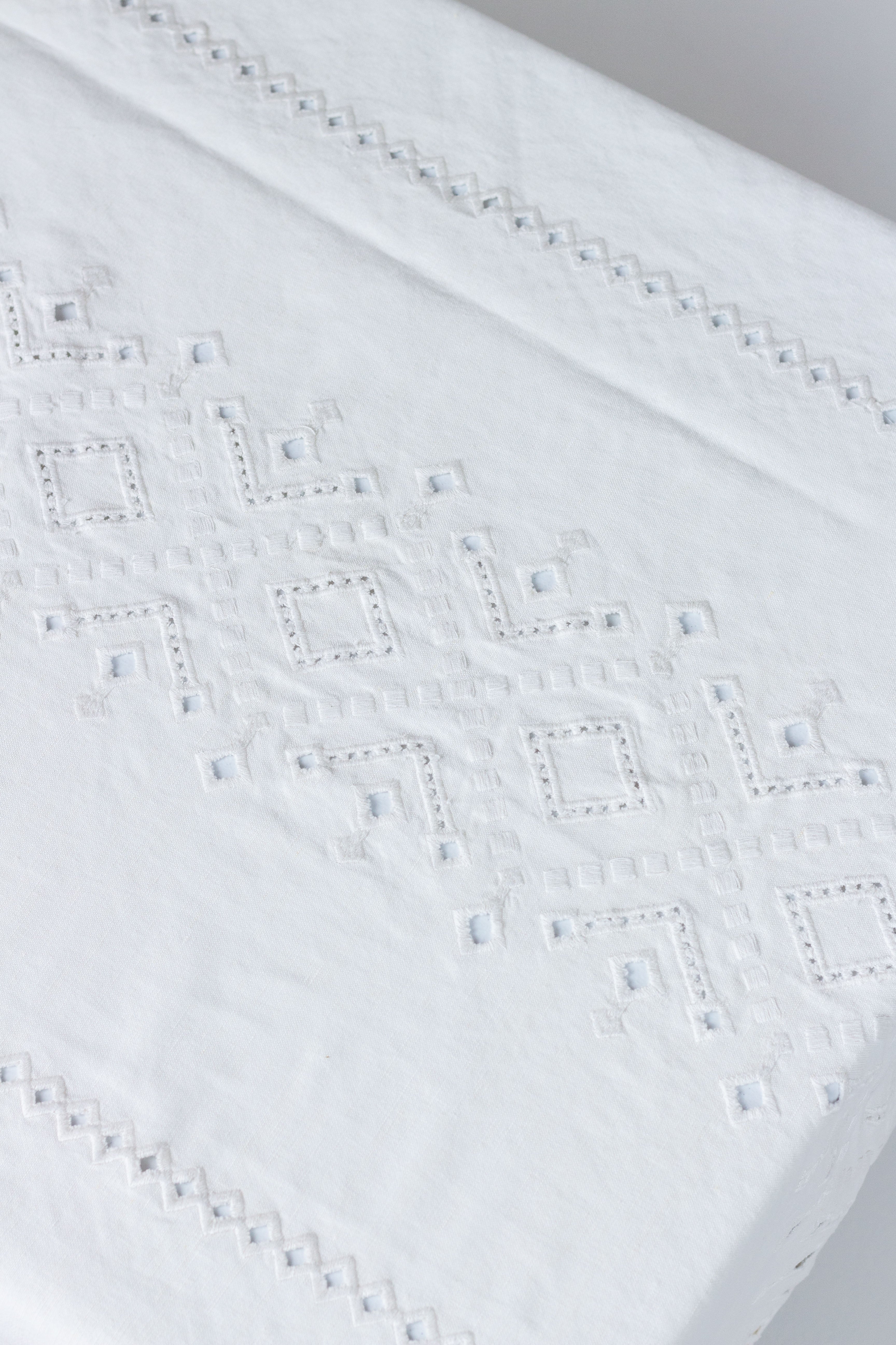 Ojete Rectangular Tablecloth in White