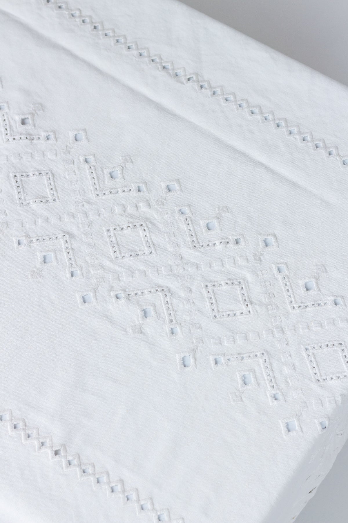 Ojete Rectangular Tablecloth in White