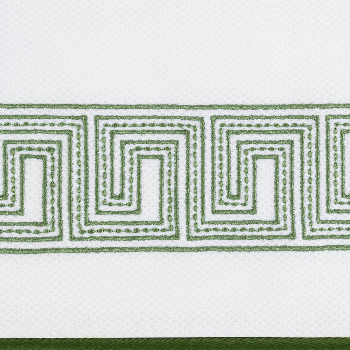 Ophelia Pique Coverlet