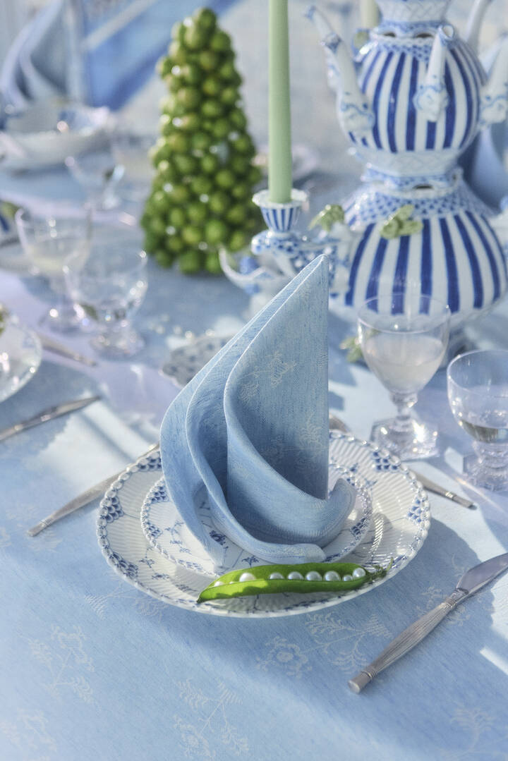 Blue Fluted Full Lace Plate, 7.5"