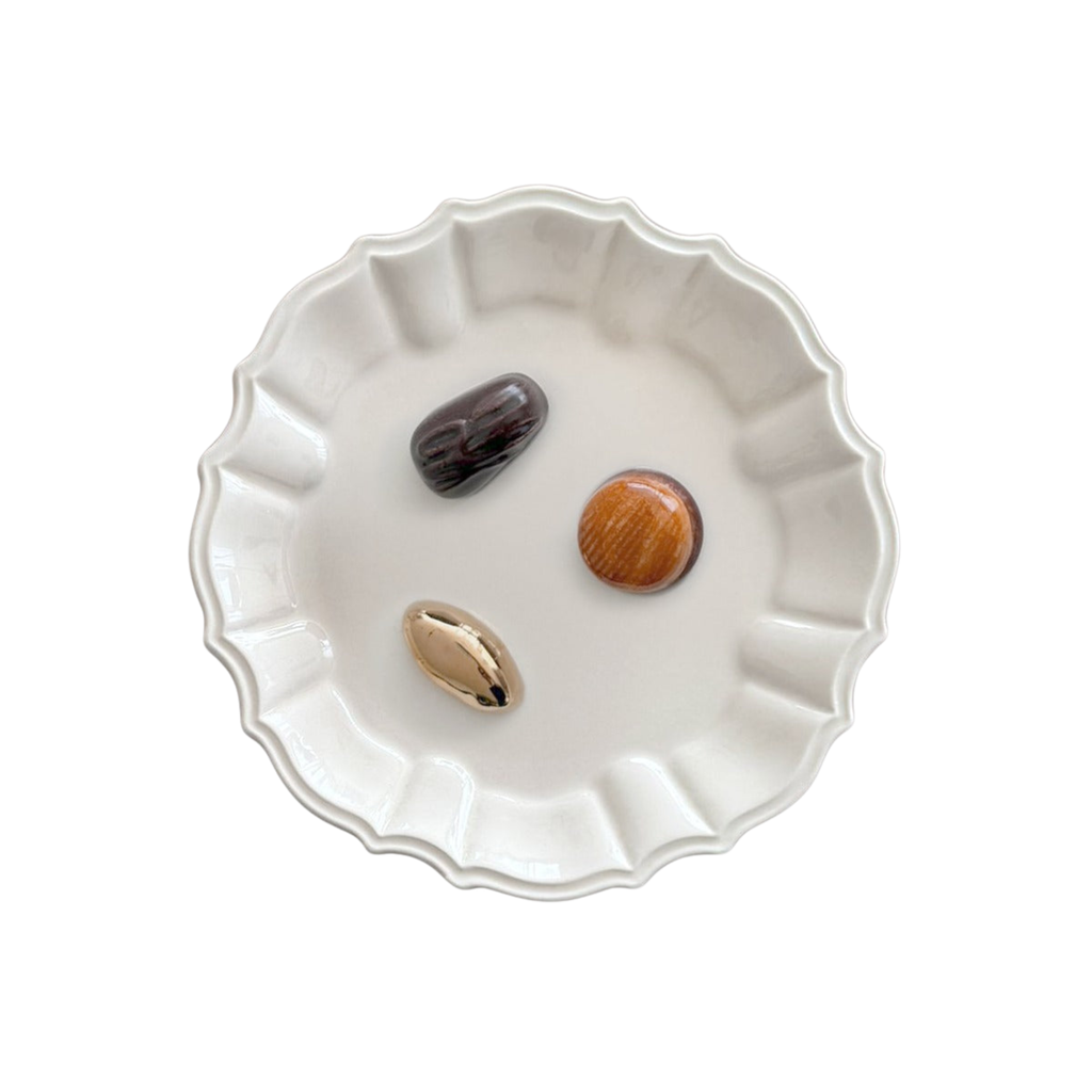 Trompe L’Oeil Petite Decorative Plate in Chocolat