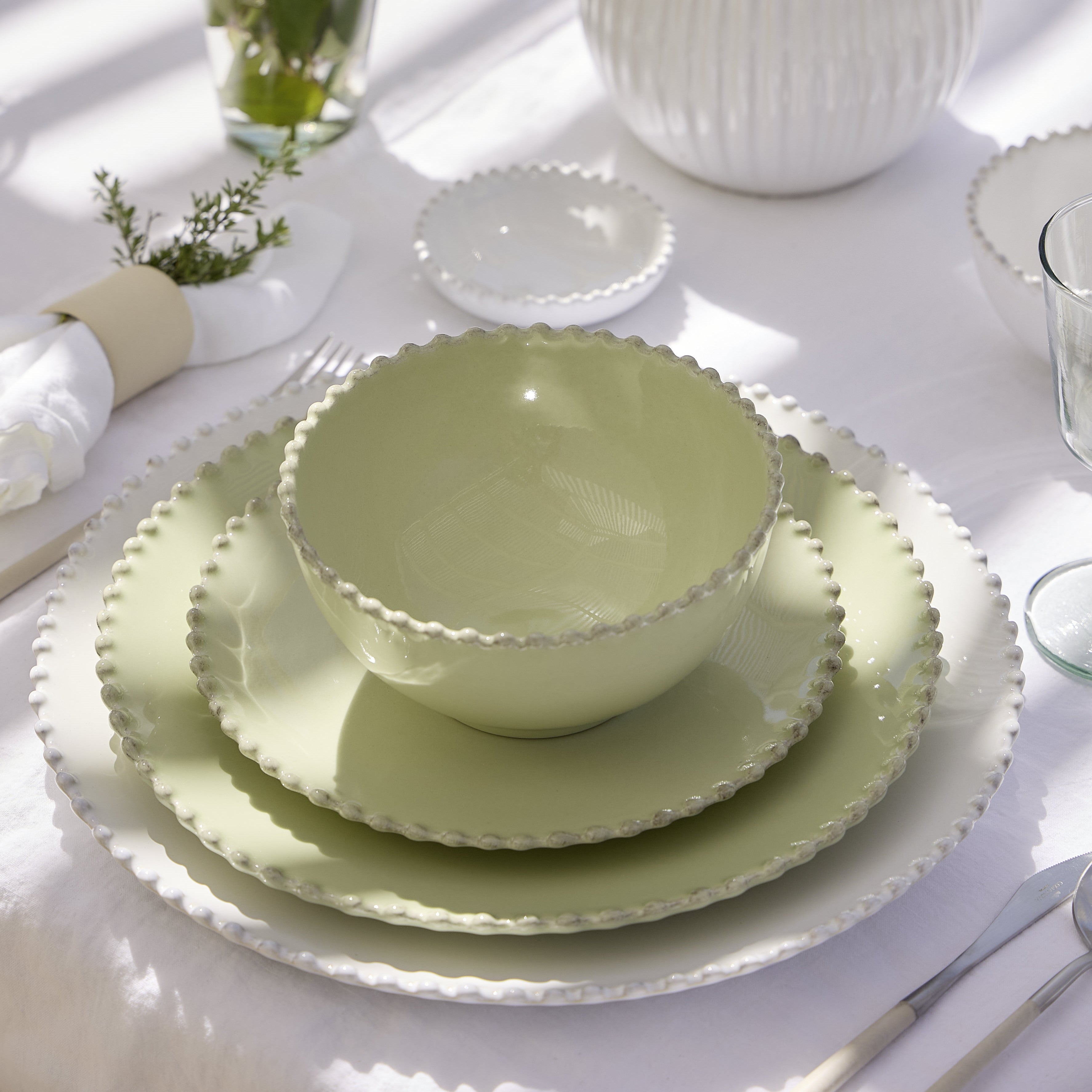 Pearl Collection Cereal Bowls in Lilly Green, Set of 6