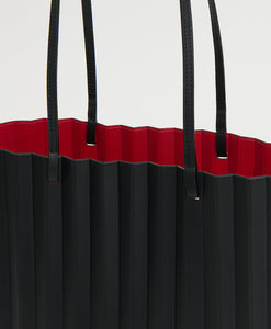 Large Pleated Filo Tote in Black/Flamma