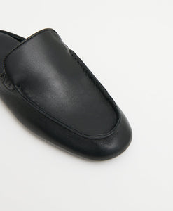 Moccasin Mule in Black
