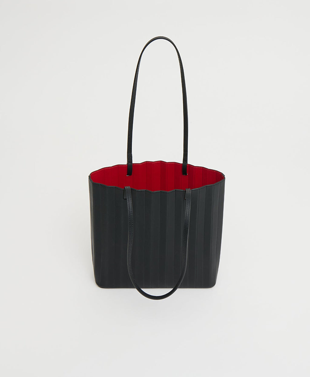 Pleated Filo Tote in Black/Flamma