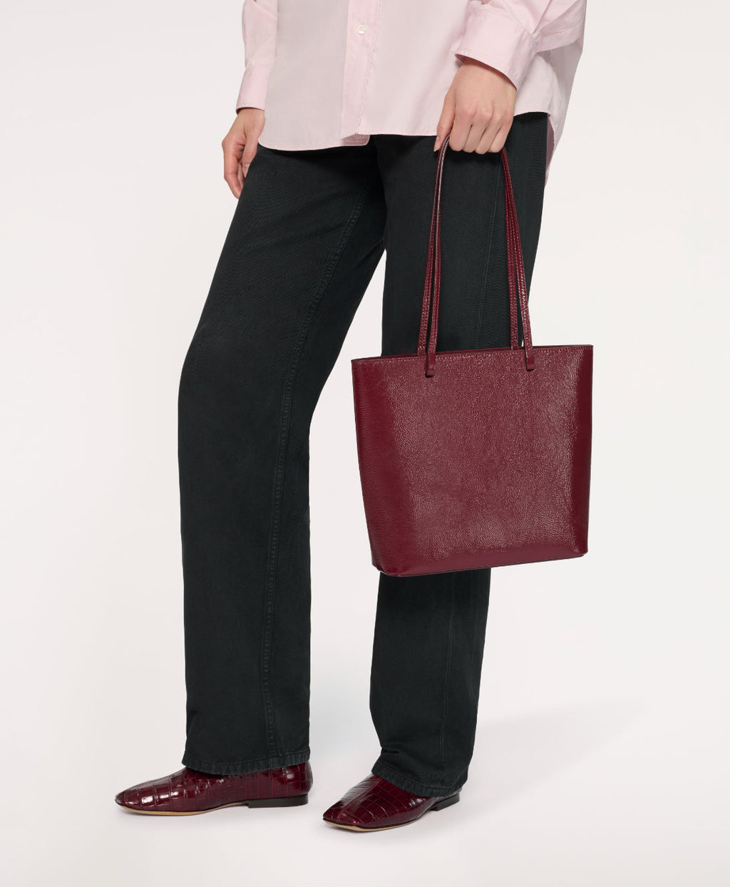 Filo Tote in Claret Naplak