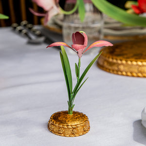 Meadow Walk Iris Place Card Holder in Pink