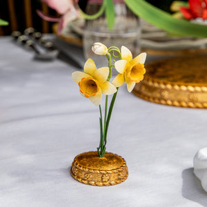 Meadow Walk Daffodil Place Card Holder in Yellow