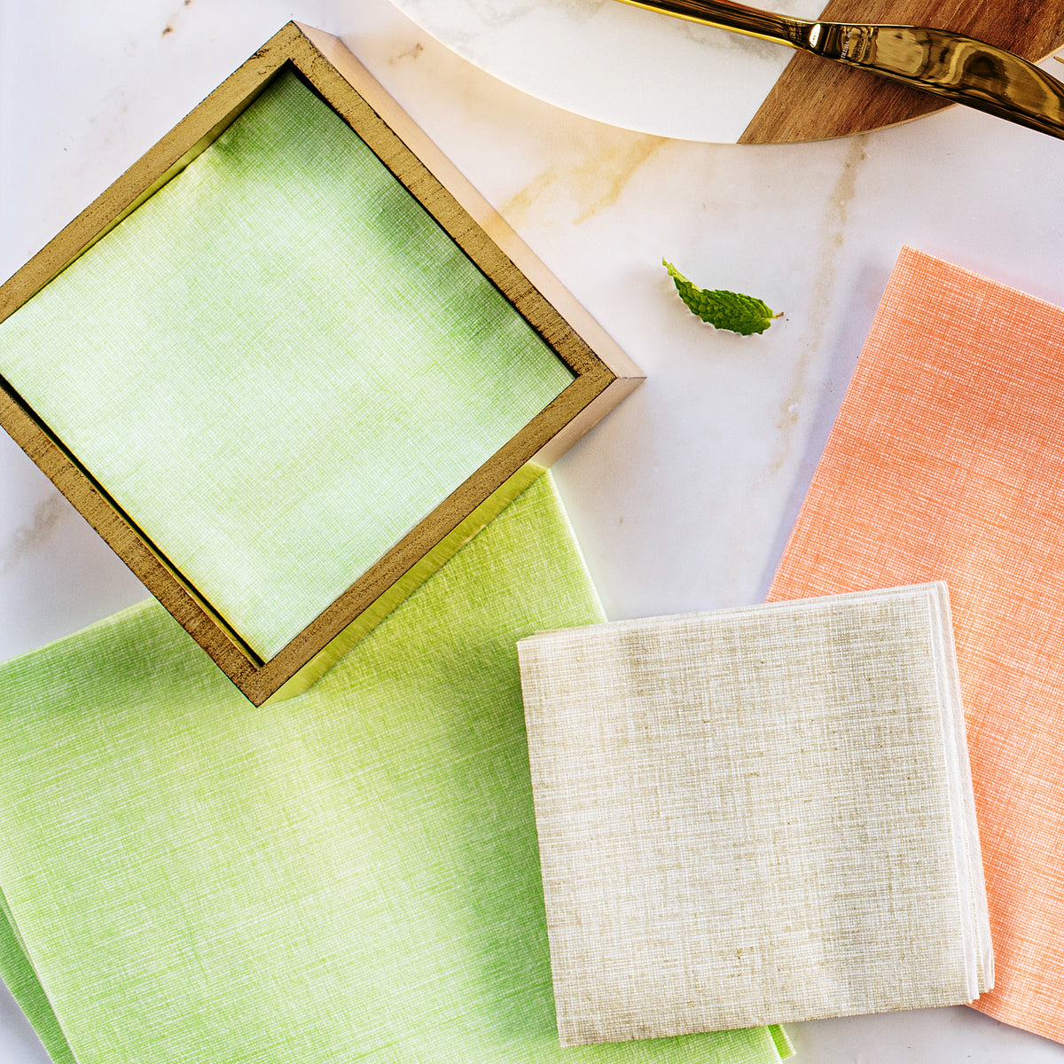 Papersoft Easy Dinner Napkins in Green, Pack of 20